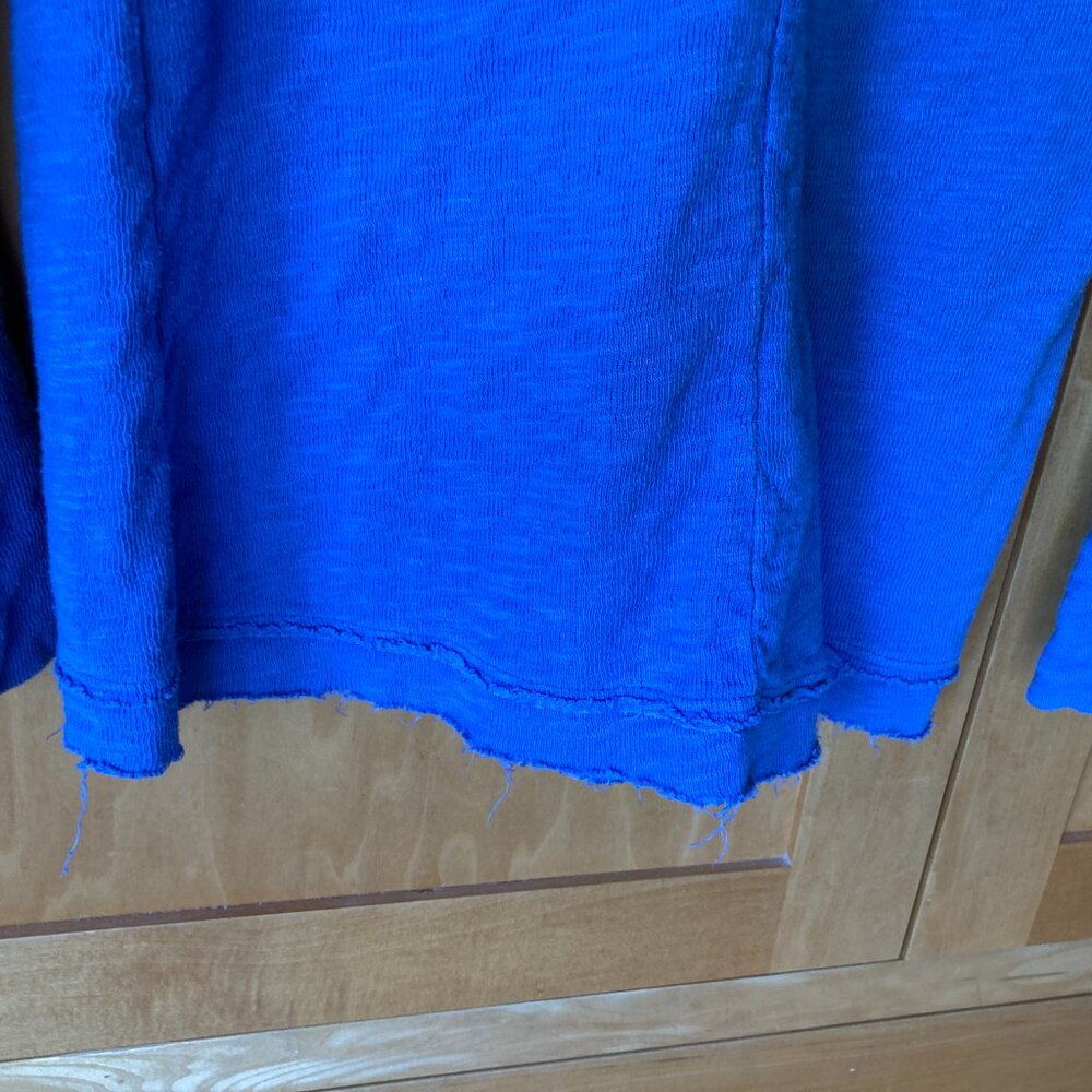 Able Raw Edge Button Cuff Thermal long sleeve top Blue Size Small. - Picture 5 of 5
